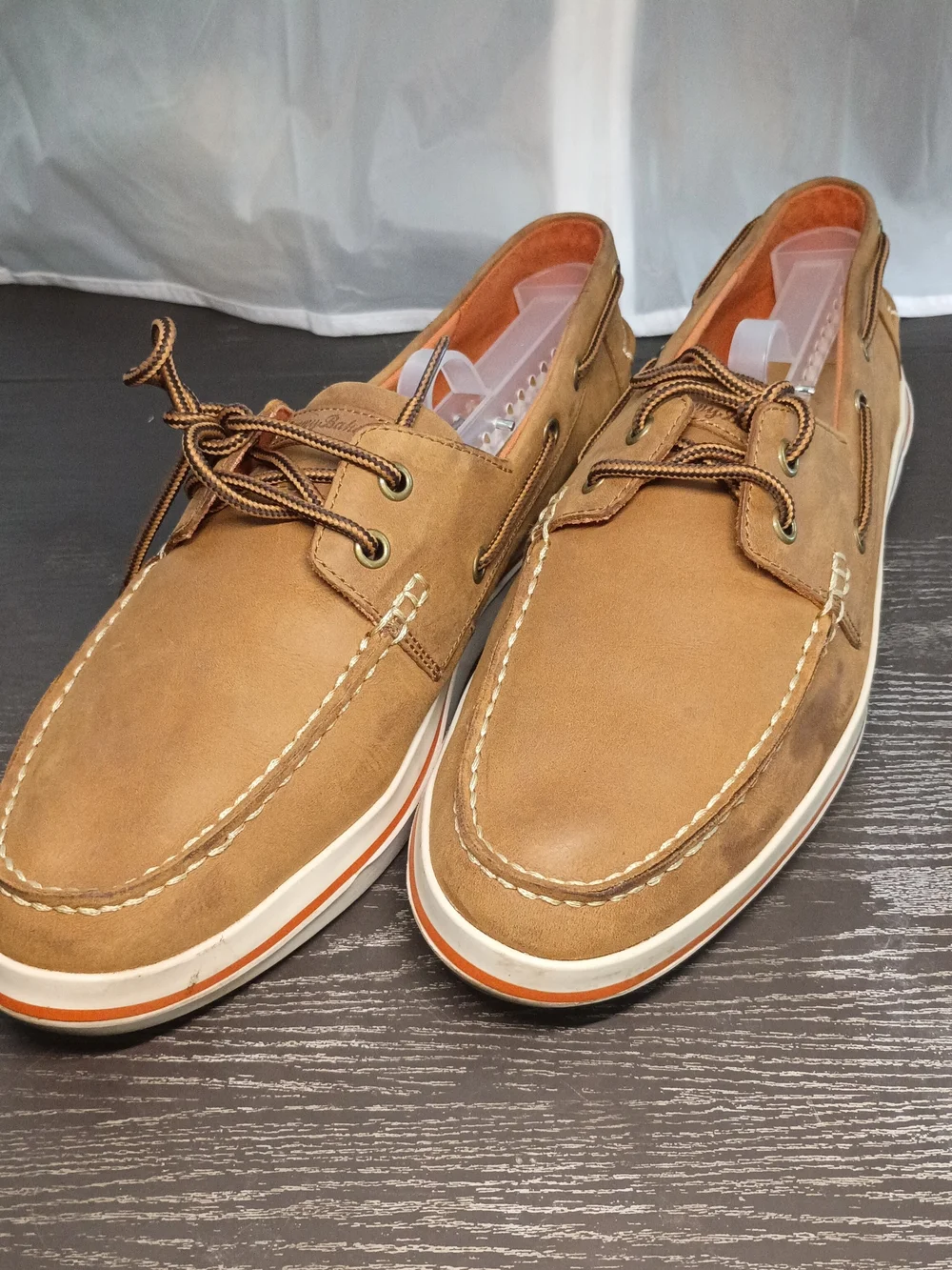 Tommy Bahama Men's 10M Tan Leather Boat Shoes with Orange-Trim Sole!!